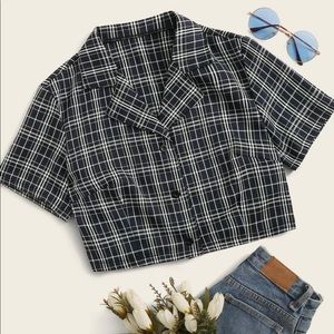 dark navy blue romwe buttoned up top!